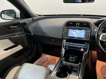 Jaguar XE 2.0 XE R-Sport D Auto 4dr  S/HISTORY + 2 KEYS + AA APPROVED