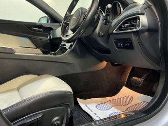 Jaguar XE 2.0 XE R-Sport D Auto 4dr  S/HISTORY + 2 KEYS + AA APPROVED