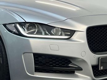 Jaguar XE 2.0 XE R-Sport D Auto 4dr  S/HISTORY + 2 KEYS + AA APPROVED