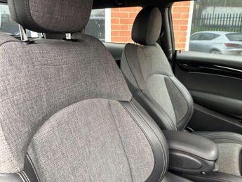 MINI HATCH Cooper S Electric Level 2 3dr