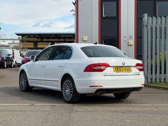 SKODA SUPERB 2.0 TDI Laurin & Klement Hatchback 5dr Diesel DSG Euro 5 (s/s) (