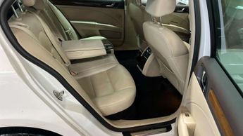 SKODA SUPERB 2.0 TDI Laurin & Klement Hatchback 5dr Diesel DSG Euro 5 (s/s) (