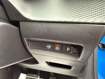 Peugeot 208 208 Allure Premium+ EV 5dr