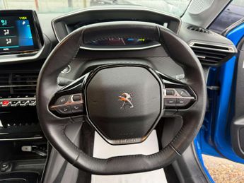 Peugeot 208 208 Allure Premium+ EV 5dr