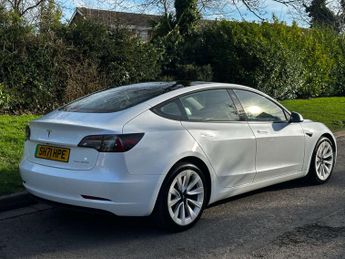 TESLA MODEL 3 Model 3 Long Range AWD 4WD 4dr