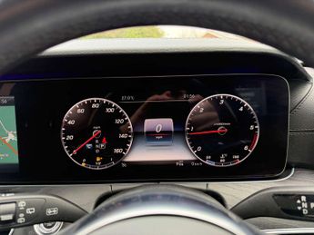 Mercedes-Benz E-CLASS 2.0 E 220 AMG Line Night Edition Premium D Auto 5dr