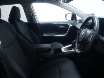 TOYOTA RAV4 2.5 RAV4 Design HEV 4x2 CVT 5dr