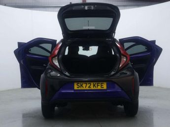 TOYOTA AYGO X 1.0 Aygo X Edge VVT-i Auto 5dr