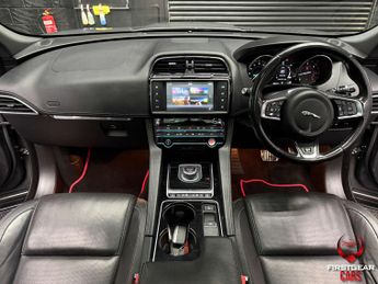 Jaguar F-PACE 2.0 D180 R-Sport SUV 5dr Diesel Auto AWD Euro 6 (s/s) (180 ps)