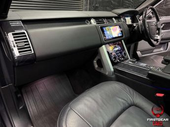 Land Rover Range Rover 4.4 SD V8 Autobiography SUV 5dr Diesel Auto 4WD Euro 6 (s/s) (33