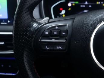 MG HS 1.5 MG HS Exclusive Semi-Auto 5dr