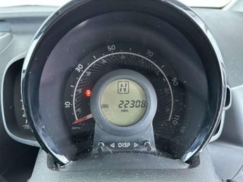 Toyota AYGO 1.0 Aygo X-Press VVT-i CVT 5dr