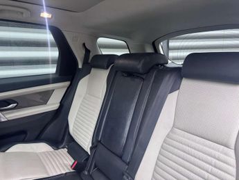 LAND ROVER DISCOVERY SPORT 1.5 Discovery Sport R-Dynamic SE P300e Auto 4WD 5dr