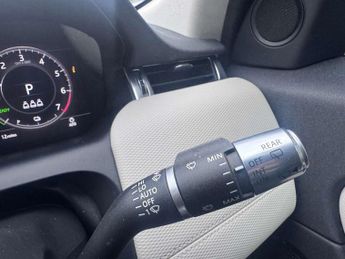 LAND ROVER DISCOVERY SPORT 1.5 Discovery Sport R-Dynamic SE P300e Auto 4WD 5dr