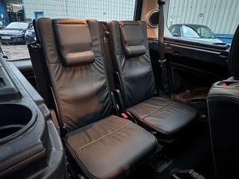 LAND ROVER DISCOVERY 3.0 Discovery Landmark SDV6 Auto 4WD 5dr