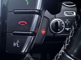 LAND ROVER DISCOVERY 3.0 Discovery Landmark SDV6 Auto 4WD 5dr