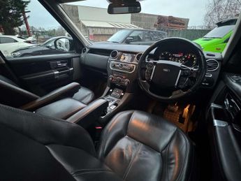 LAND ROVER DISCOVERY 3.0 Discovery Landmark SDV6 Auto 4WD 5dr