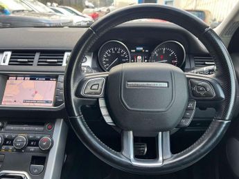 LAND ROVER RANGE ROVER EVOQUE 2.2 Range Rover Evoque Dynamic SD4 Auto 4WD 5dr