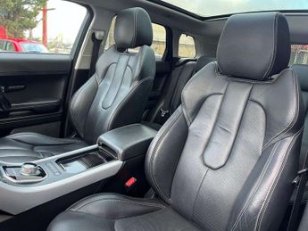 LAND ROVER RANGE ROVER EVOQUE 2.2 Range Rover Evoque Dynamic SD4 Auto 4WD 5dr