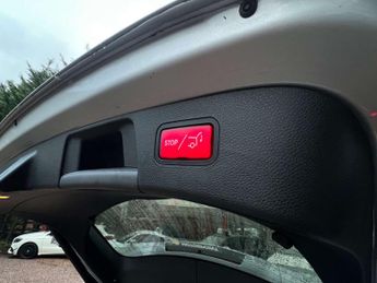 MERCEDES-BENZ GLA 2.1 GLA 220 AMG Line D 4Matic Auto 4WD 5dr