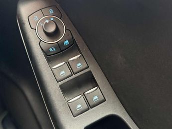 FORD PUMA 1.0 Puma Titanium MHEV Auto 5dr