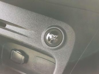 Renault CAPTUR 1.5 Captur Iconic dCi Auto 5dr