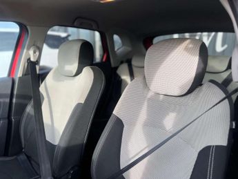 Renault CAPTUR 1.5 Captur Iconic dCi Auto 5dr