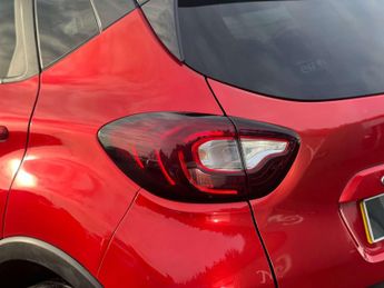 Renault CAPTUR 1.5 Captur Iconic dCi Auto 5dr