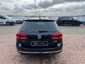 Volkswagen PASSAT 2.0 Passat Executive Style TDI BlueMotion Technology Semi-Auto 5