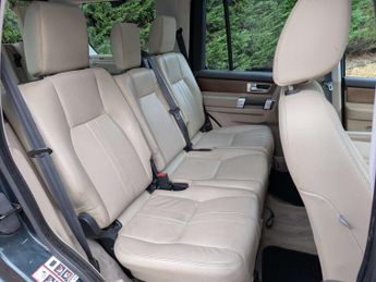 Land Rover DISCOVERY 3.0 Discovery Graphite SDV6 Auto 4WD 5dr