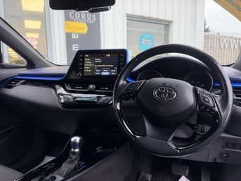 Toyota C-HR 2.0 VVT-h Dynamic CVT Euro 6 (s/s) 5dr
