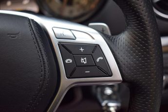 Mercedes-Benz SL 3.5 SL350 Auto 2dr