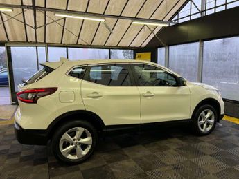 NISSAN QASHQAI 1.3 Qashqai Acenta Premium DiG-T Semi-Auto 5dr