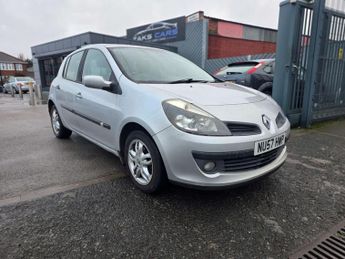 Renault Clio 1.1 Clio Dynamique T 100 5dr