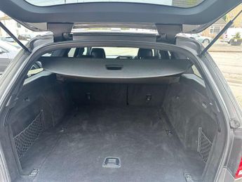 MERCEDES-BENZ E-CLASS 2.1 E220 AMG Line Bluetec Auto 5dr