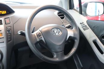 TOYOTA YARIS 1.3 Yaris TR VVT-i Semi-Auto 5dr