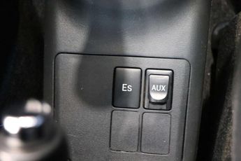 TOYOTA YARIS 1.3 Yaris TR VVT-i Semi-Auto 5dr