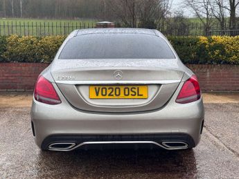 Mercedes-Benz C-CLASS 2.0 C 220 AMG Line Premium D Auto 4dr