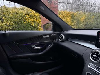 Mercedes-Benz C-CLASS 2.0 C 220 AMG Line Premium D Auto 4dr