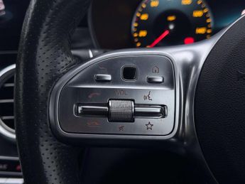 Mercedes-Benz C-CLASS 2.0 C 220 AMG Line Premium D Auto 4dr