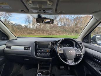 MITSUBISHI OUTLANDER 2.0 Outlander GX 4h PHEV Auto 4WD 5dr