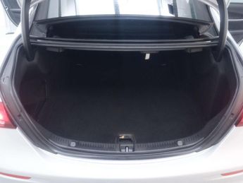 MERCEDES-BENZ E-CLASS 2.0 E 200 AMG Line MHEV Auto 4dr