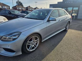 MERCEDES-BENZ E-CLASS 2.1 E250 AMG Line CDi Auto 4dr