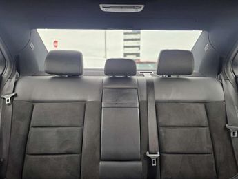 MERCEDES-BENZ E-CLASS 2.1 E250 AMG Line CDi Auto 4dr