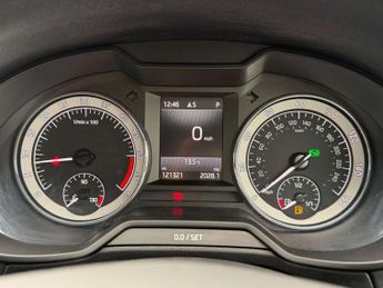 SKODA OCTAVIA 2.0 TDI SE L Estate 5dr Diesel DSG Euro 6 (s/s) (150 ps)