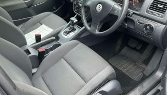 VOLKSWAGEN GOLF 1.6 Golf S Auto 5dr