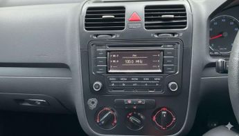 VOLKSWAGEN GOLF 1.6 Golf S Auto 5dr