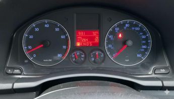 VOLKSWAGEN GOLF 1.6 Golf S Auto 5dr