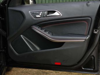 MERCEDES-BENZ A-CLASS 2.1 A 200 D AMG Line Premium+ Auto 5dr