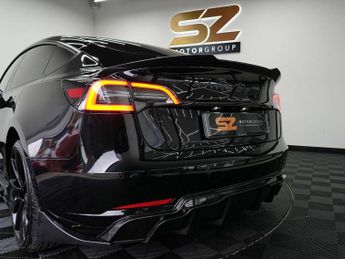 Tesla Model 3 Model 3 Long Range AWD 4WD 4dr